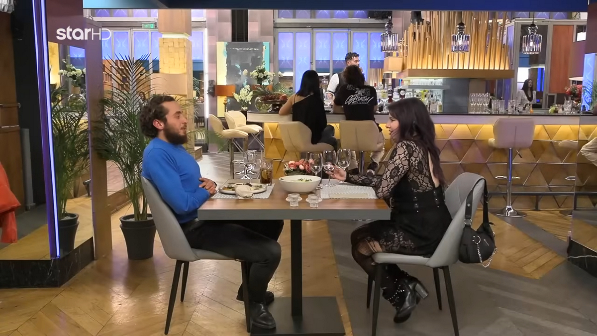 First Dates: To επικό ραντεβού, ο υποτακτικός Γιώργος, η Μυρτώ και… οι χειροπέδες – ΒΙΝΤΕΟ