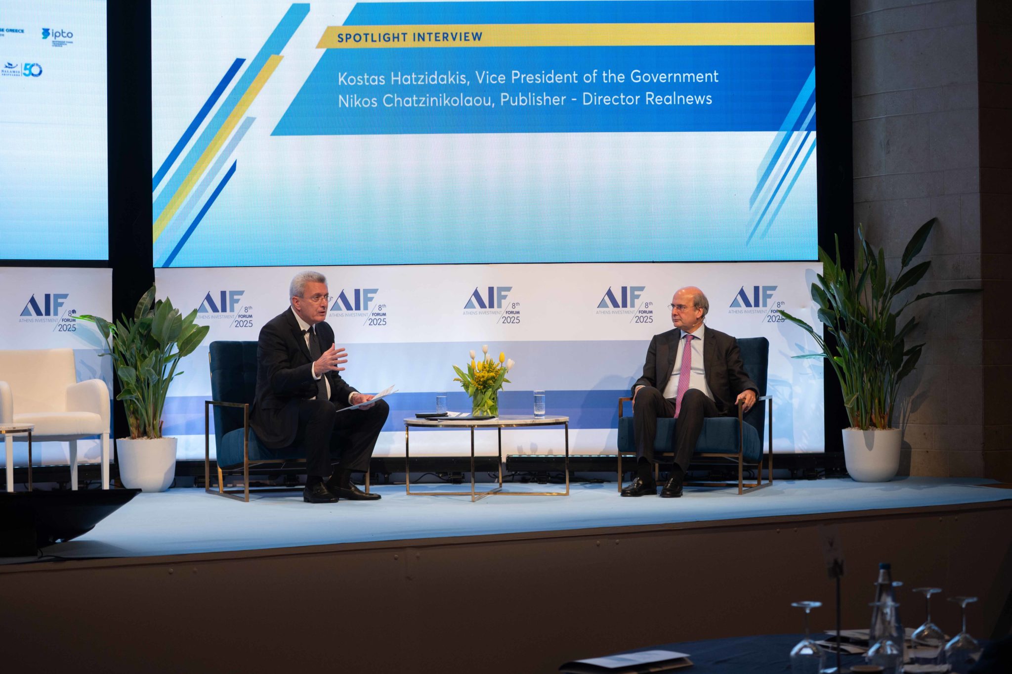 Κωστής Χατζηδάκης, Νίκος Χατζηνικολάου