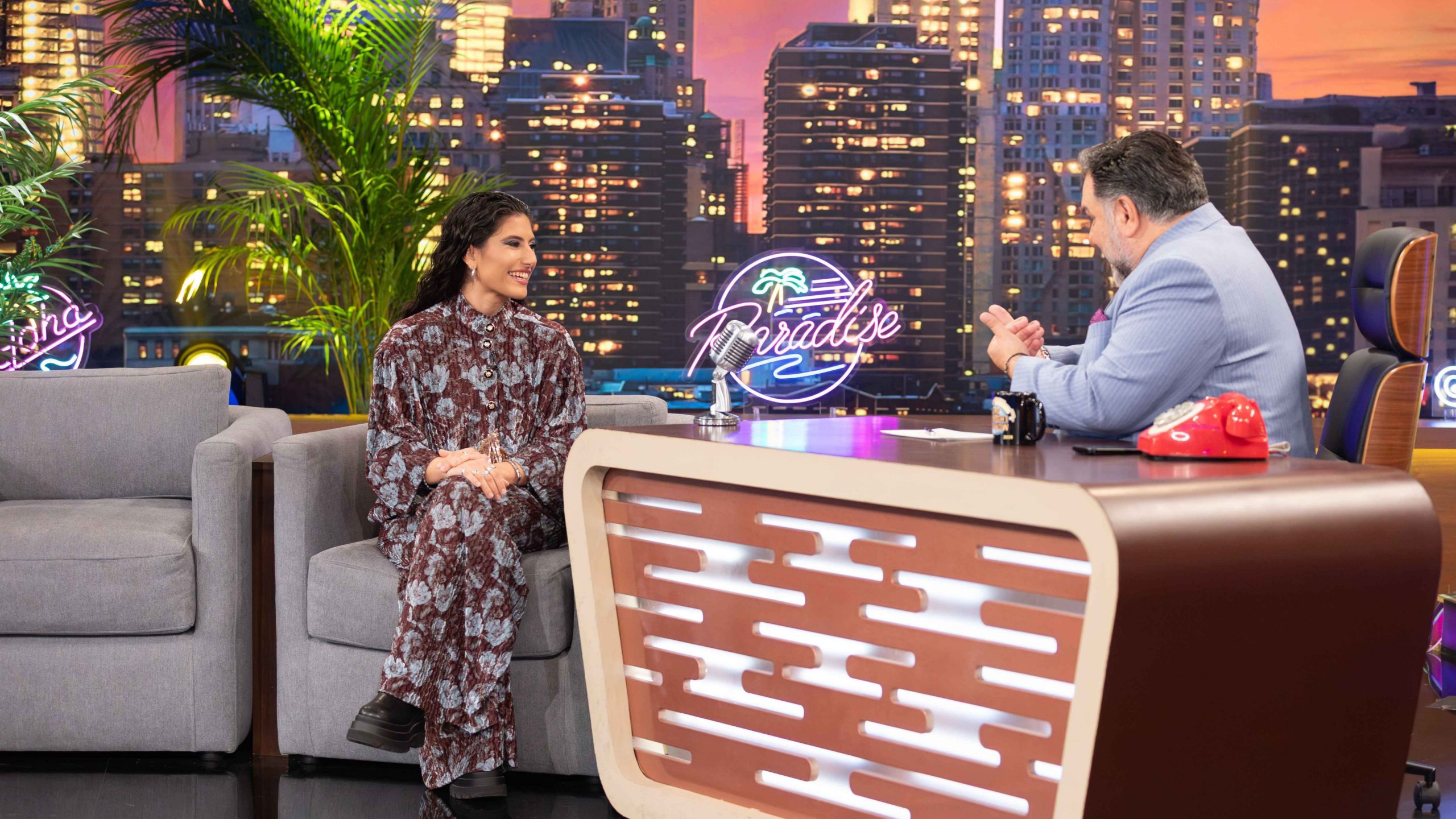 Μαρίνα Σπανού: «Ένιωθα αμήχανα που έβγαζα μεροκάματο στον δρόμο – Σκεφτόμουν να κλείσω τη θήκη»