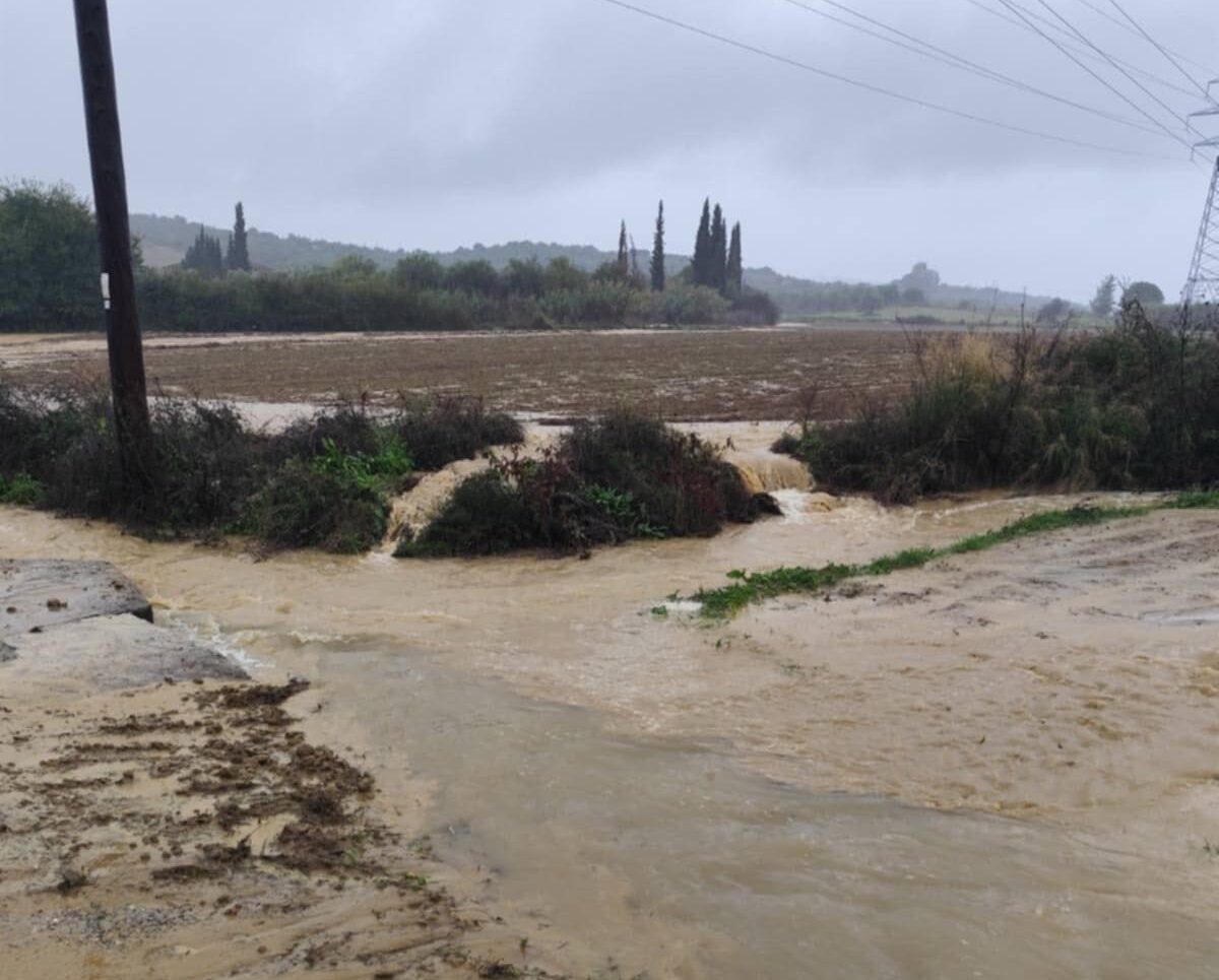 Κακοκαιρία στο Αγρίνιο: Υπερχείλισαν ρέματα, πλημμύρισαν σπίτια και χωράφια – ΦΩΤΟ και ΒΙΝΤΕΟ