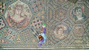 Οι ανασκαφές καλύπτουν μια έκταση 350 τετραγωνικών μέτρων. Το πολύ καλά διατηρημένο ψηφιδωτό που έφεραν στο φως έχει εμβαδόν 50 τετραγωνικά μέτρα. 