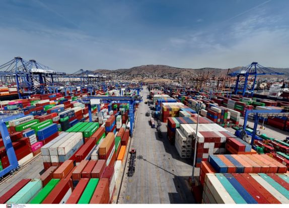 Cosco λιμάνι Πειραιά