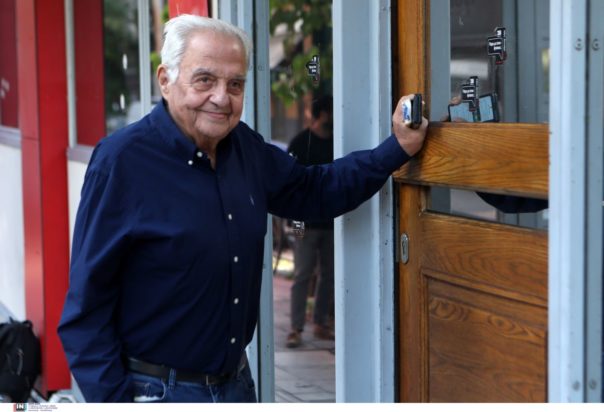 Αλέκος Φλαμπουράρης