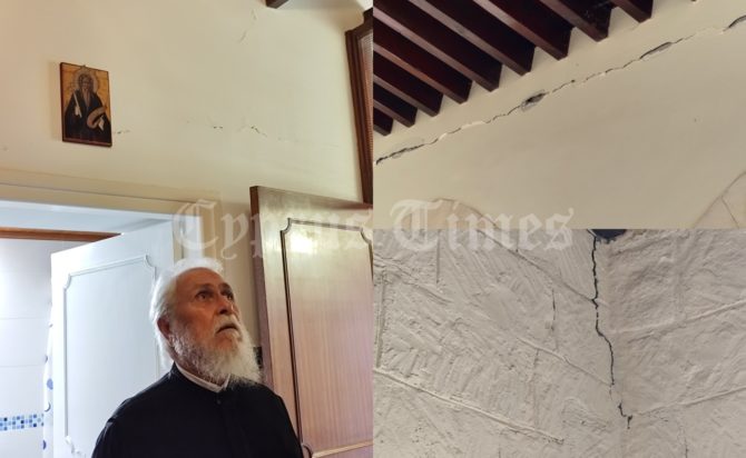 Κύπρος, ρωγμές, Μονή Αγίου Νεοφύτου