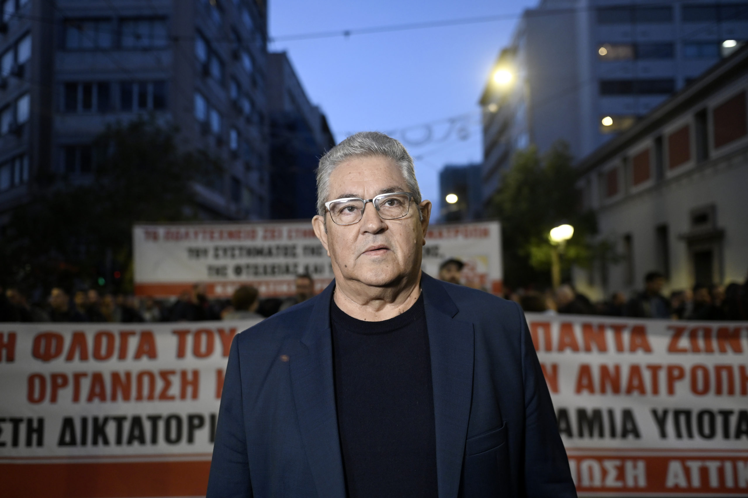 Κουτσούμπας: Τα μηνύματα του Πολυτεχνείου είναι επίκαιρα – Ισχύουν μέχρι να έρθουν πραγματικά «οι μέρες του φωτός»