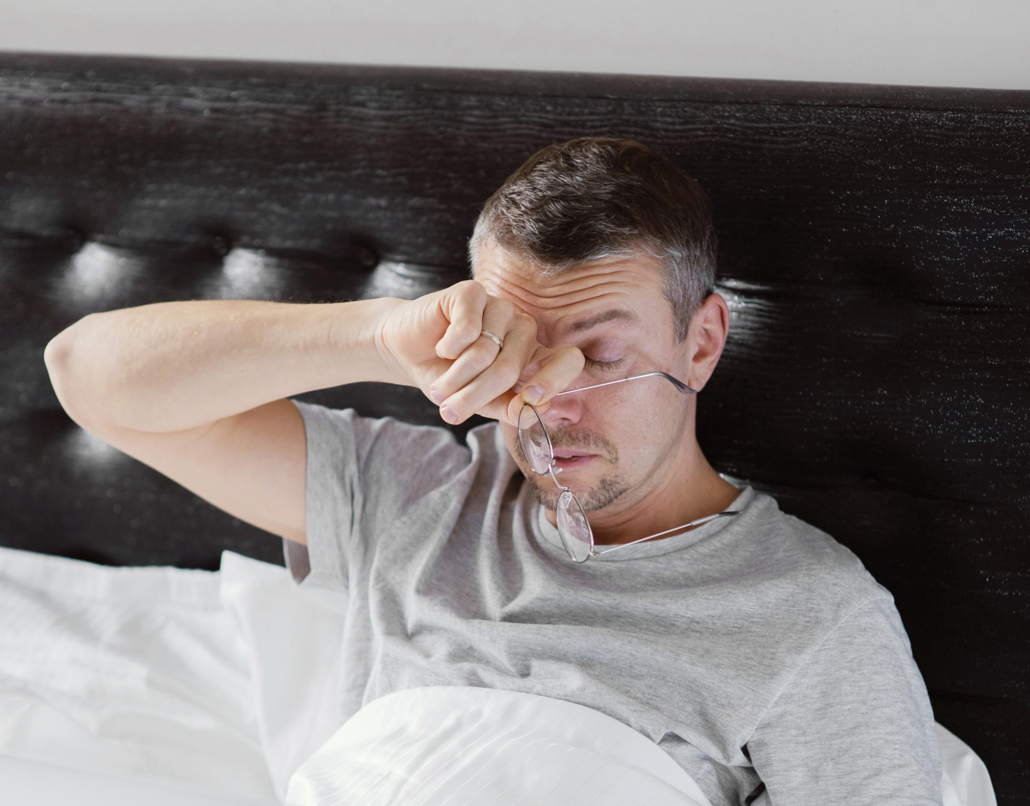 Ύπνος: Η έλλειψή του μπορεί να διπλασιάσει τον κίνδυνο για τρεις σοβαρές χρόνιες παθήσεις, σύμφωνα με γιατρό