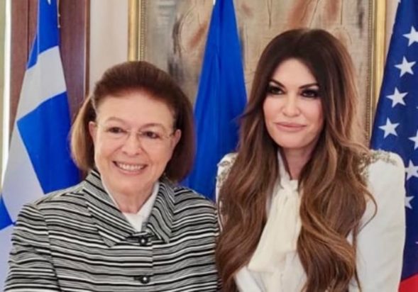 Κίμπερλι Γκιλφόιλ Λίνα Μενδώνη