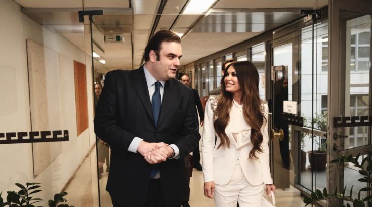 Κυριάκος Πιερρακάκης Κίμπερλι Γκιλφόιλ