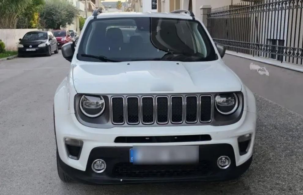 Εξάρθρωση συμμορίας που εμπλέκεται σε απάτες, πλαστογραφίες και λαθρεμπόριο αυτοκινήτων – 10 συλλήψεις σε Αττική και Τύρναβο