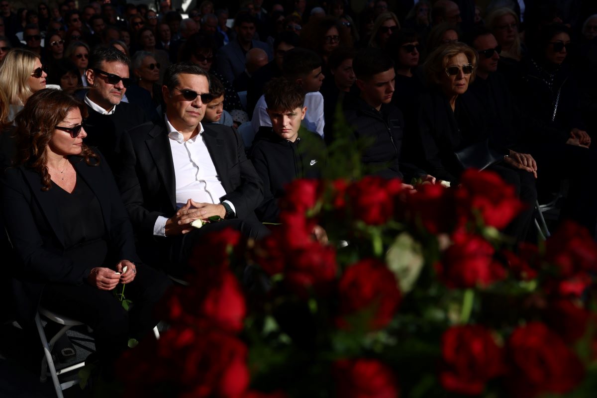 Αλέξης Τσίπρας κηδεία Φλαμπουράρη