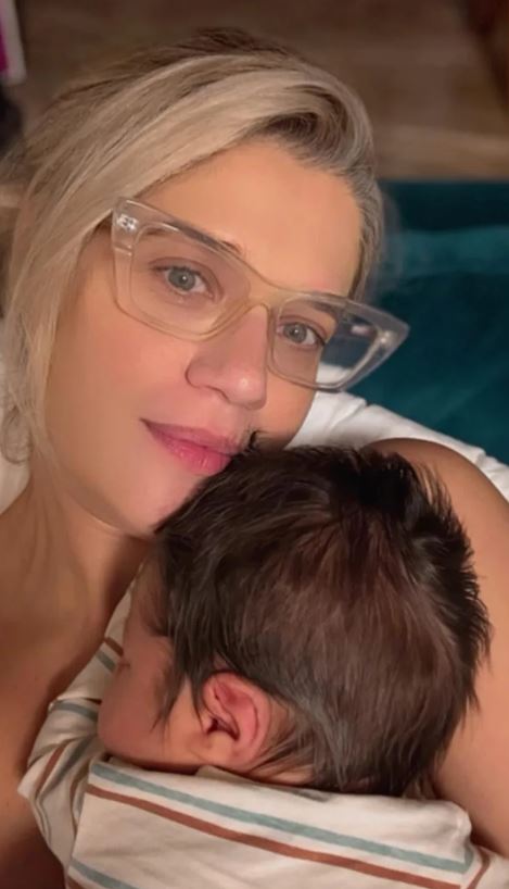 ΤΖΕΝΗ ΘΕΩΝΑ