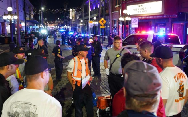 ΗΠΑ αστυνομία τραυματιοφορείς