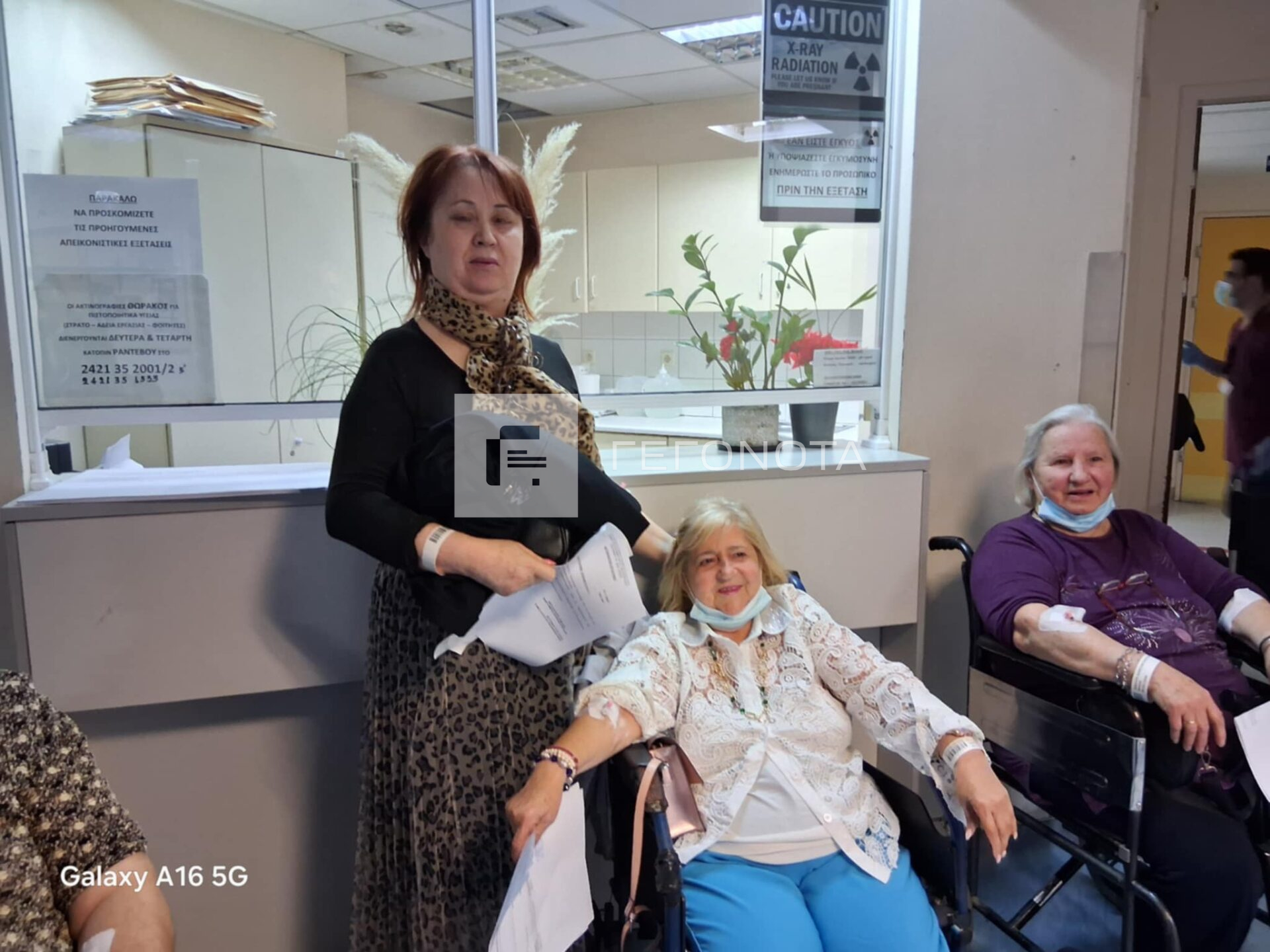 Βελεστίνο: Ο οδηγός του λεωφορείου έκανε ελιγμούς για να αποφύγει έναν σκύλο – «Χτυπήσαμε όλες από τα σπασμένα τζάμια, πανικός» 