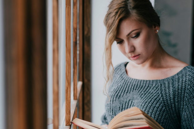 «Οι γιατροί αγνόησαν τον καρκίνο μου 9 φορές» - Η συγκλονιστική ιστορία μιας γυναίκας που κινδύνευσε λόγω λανθασμένης διάγνωσης