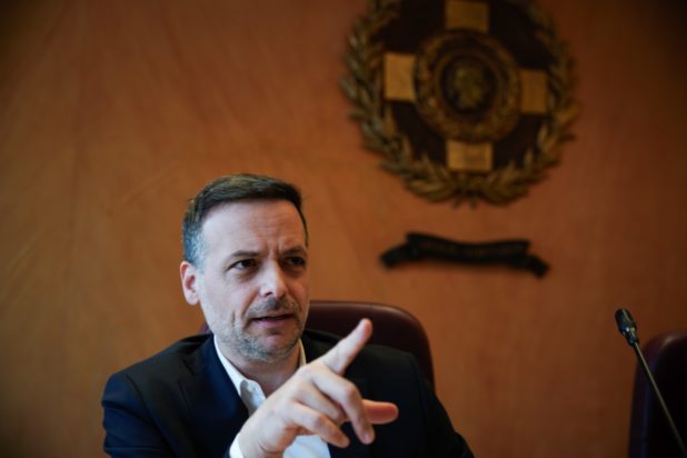 ΧΑΡΗΣ ΔΟΥΚΑΣ