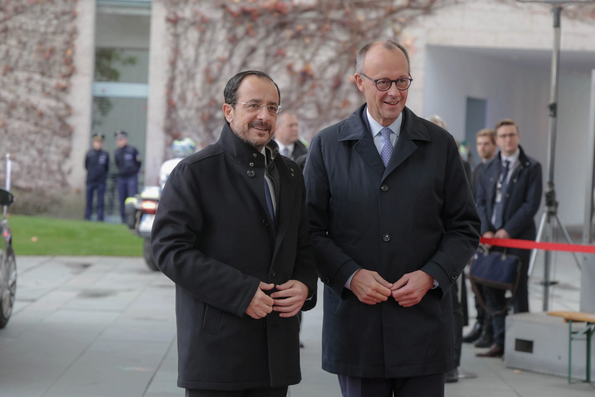 Νίκος Χριστοδουλίδης, Φρίντριχ Μερτς