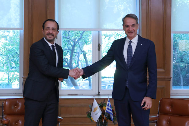 Μητσοτάκης Χριστοδουλίδης