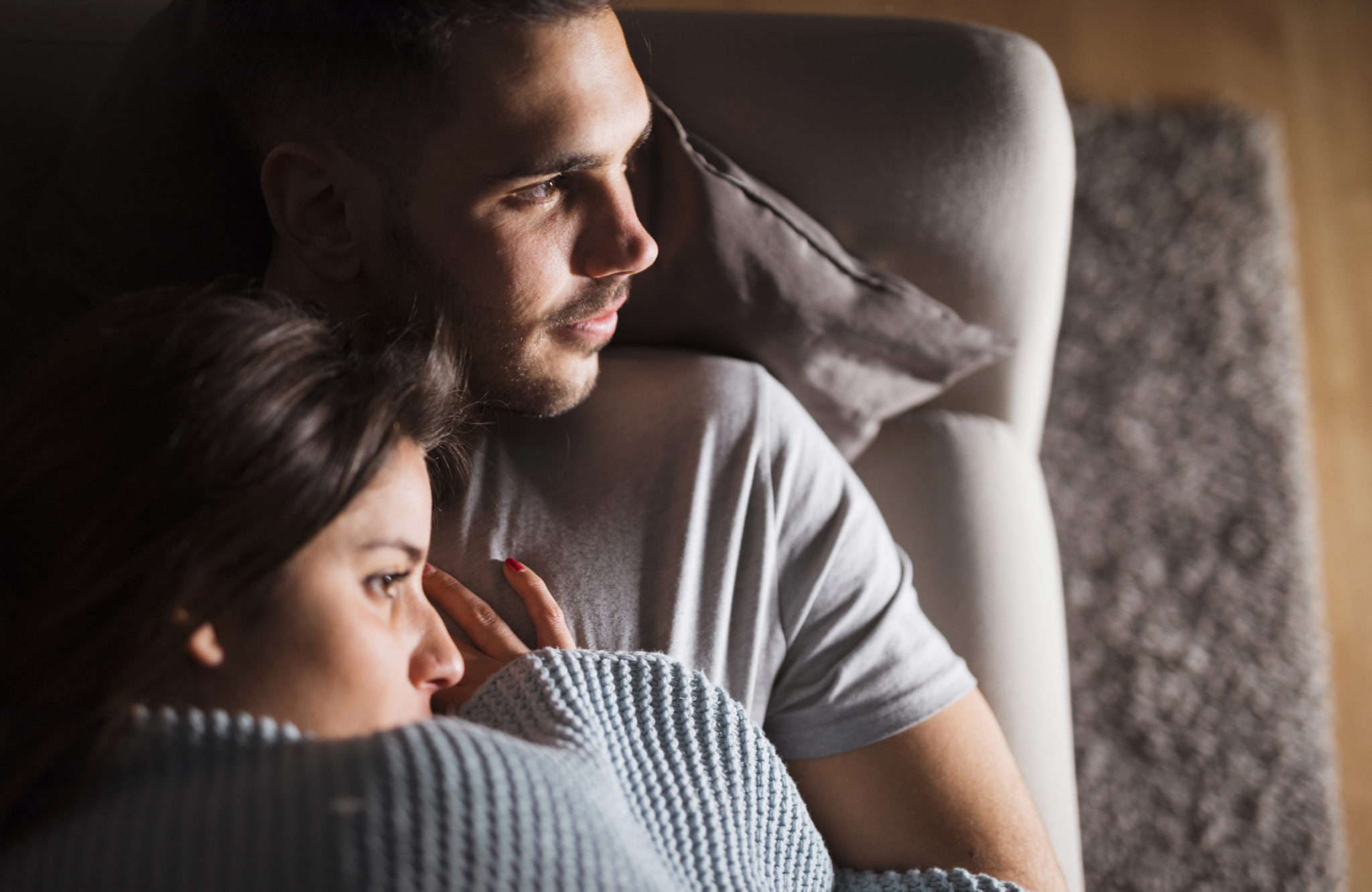 7 Συμπεριφορές που μαρτυρούν ότι σύντροφός σας μένει μαζί σας από ανάγκη και όχι από έρωτα. Φωτογραφία: Freepik