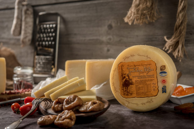 γραβιέρα Νάξου