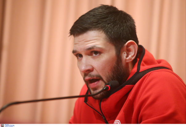 Κώστας Παπανικολάου