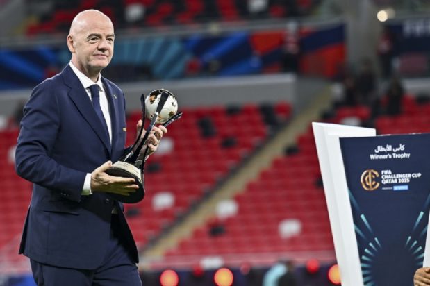 Τζιάνι Ινφαντίνο, FIFA