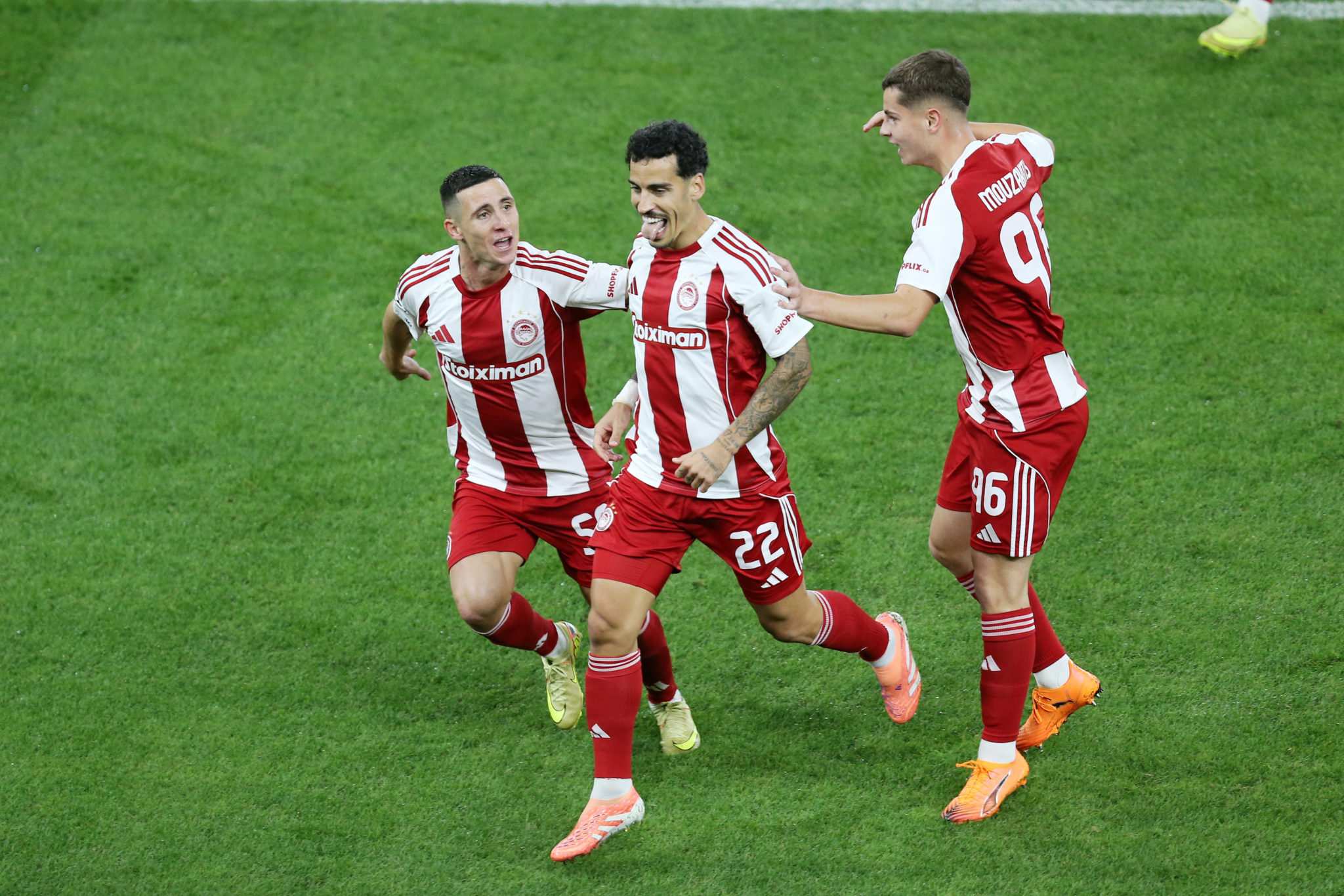 Ολυμπιακός, Τσικίνιο, Ποντένσε