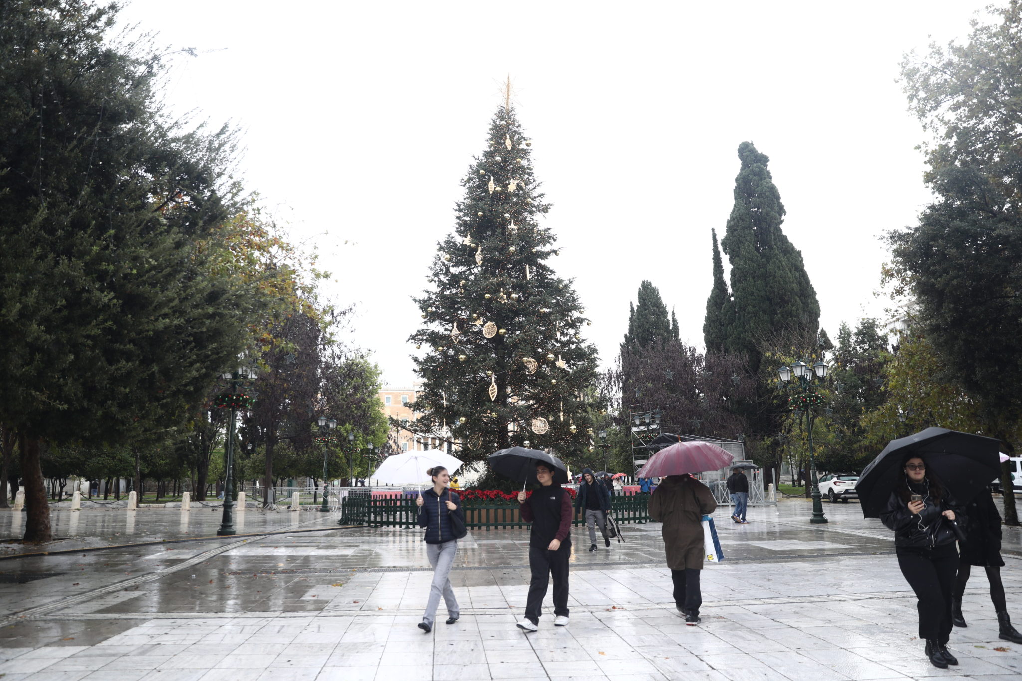 ΒΡΟΧΗ ΑΘΗΝΑ
