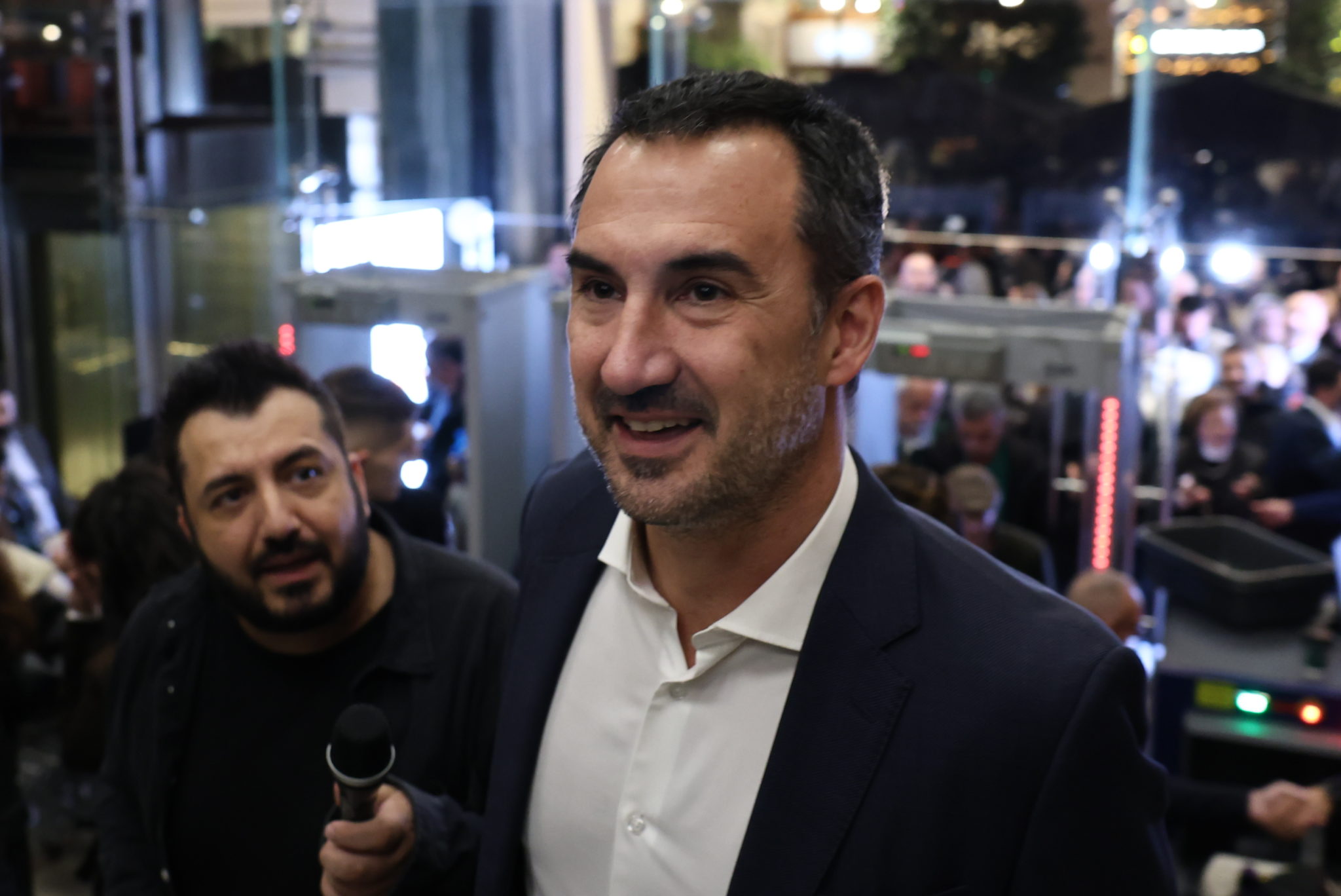 Ιθάκη, Τσίπρας, Παρουσίαση, Χαρίτσης