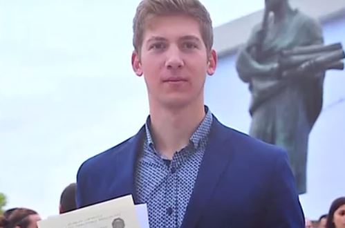 Ένοχος ο 54χρονος «ερευνητής» που έταζε ότι θα εντοπίσει τον αγνοούμενο γιατρό από την Κρήτη – «Μας γέμισε φρούδες ελπίδες», λέει ο πατέρας του 33χρονου