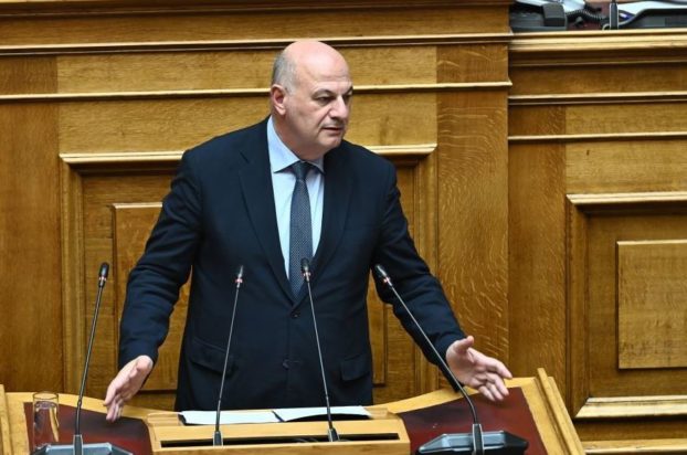 Κώστας Τσιάρας