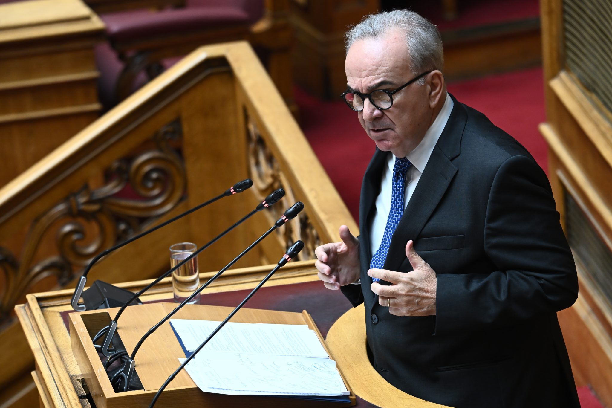 Νίκος Παπαθανάσης - Βουλή