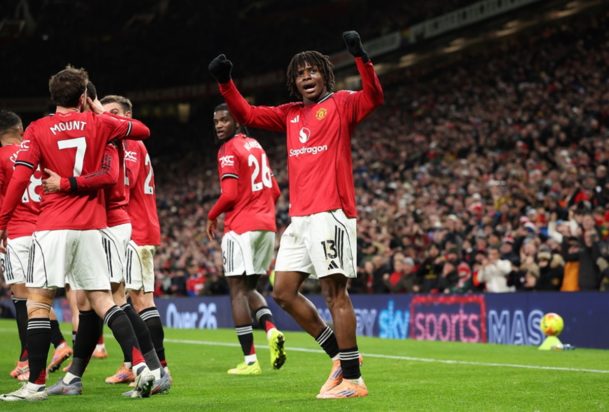 Μάντσεστερ Γιουνάιτεντ, Ντόργκου 