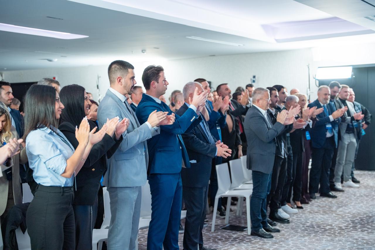 Πρώτο συνέδριο για τη «Φωνή Λογικής», εξελέγη ομόφωνα πρόεδρος η Αφροδίτη Λατινοπούλου 13 Sinedrio foni logikis 14