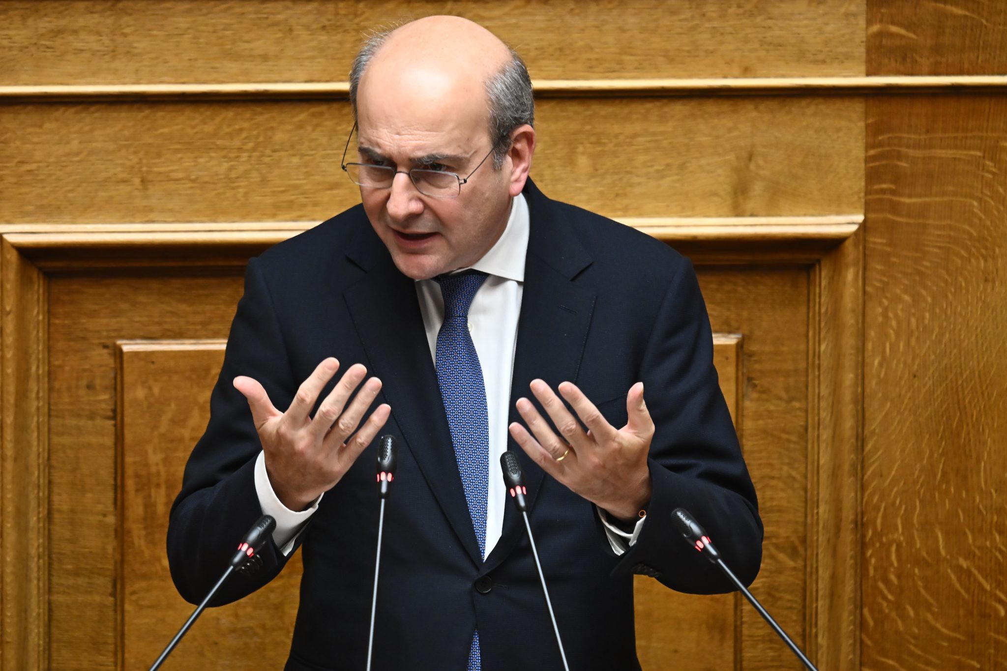 Χατζηδάκης