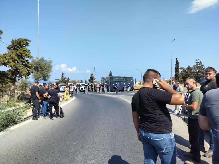 Στο Μαξίμου την Παρασκευή αγρότες της Κρήτης: Συνάντηση με τον Κωστή Χατζηδάκη μία ανάσα πριν από τις κινητοποιήσεις