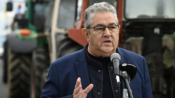 Κουτσούμπας μπλόκα