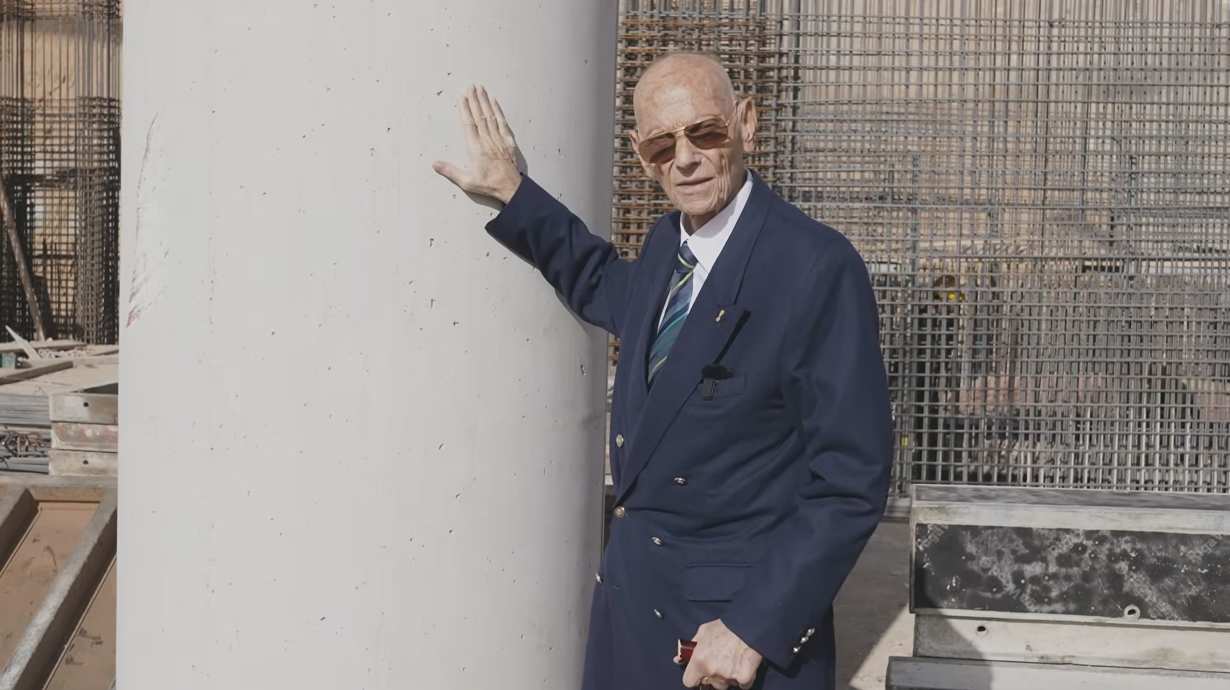 Αντωνιάδης