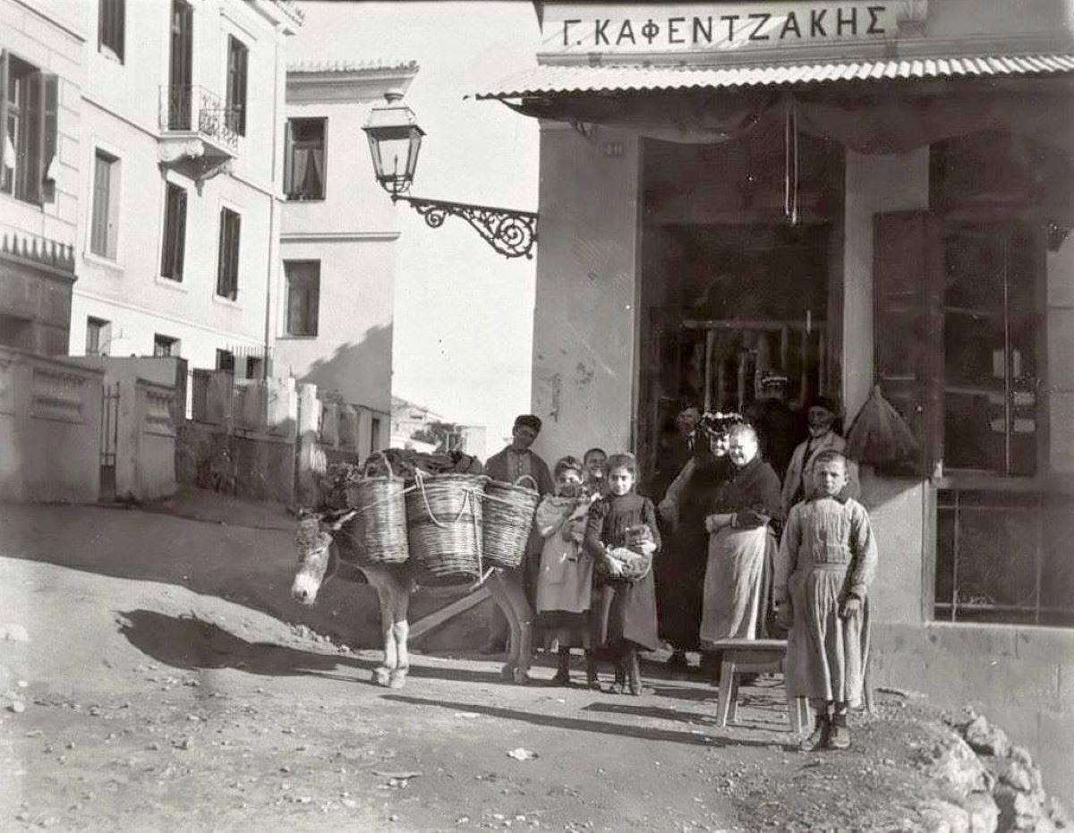 Κουίζ για την παλιά Αθήνα: Αναγνωρίζεις την περιοχή; Έχεις περάσει σίγουρα από εκεί