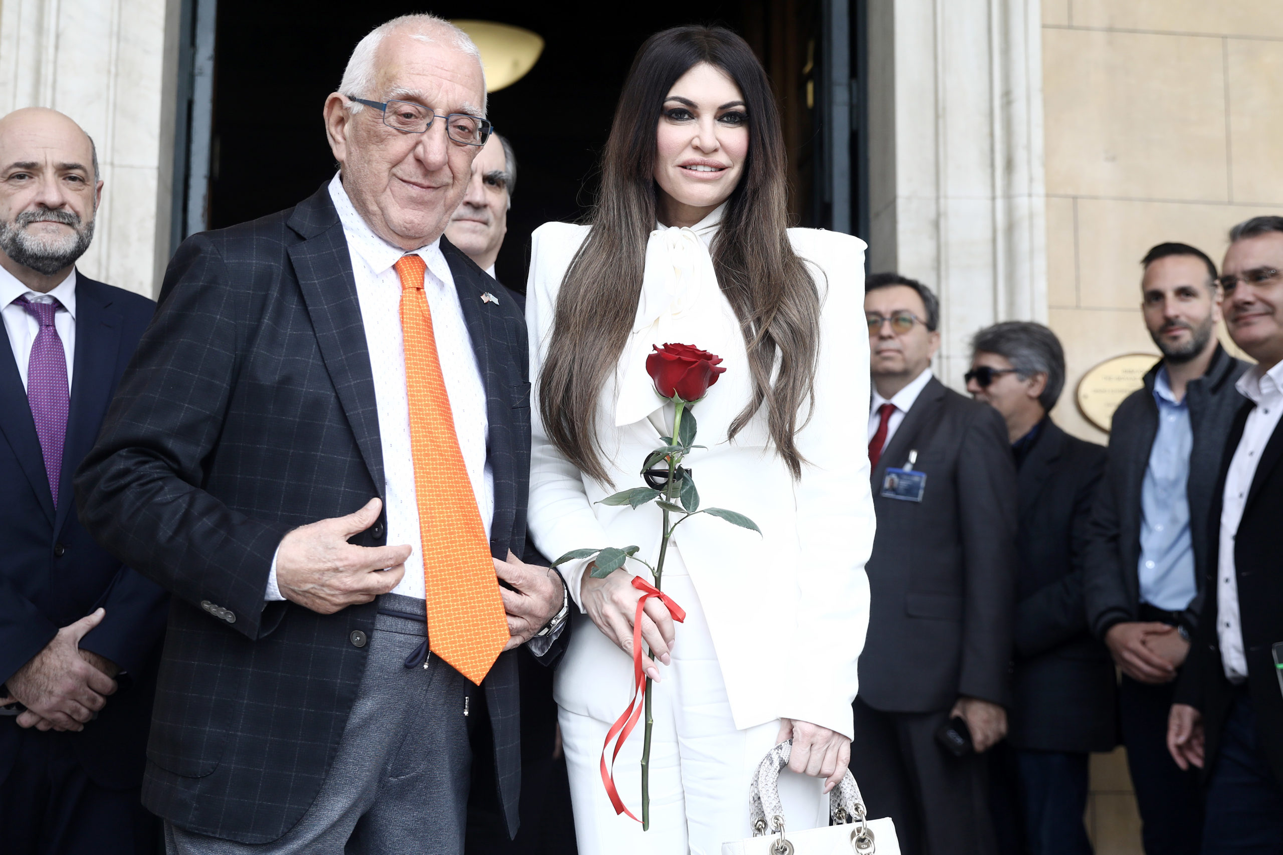 Κίμπερλι Γκίλφοϊλ, Νικήτας Κακλαμάνης, Βουλή