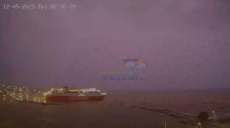 Ραφήνα, κακοκαιρία, κεραυνοί, Byron