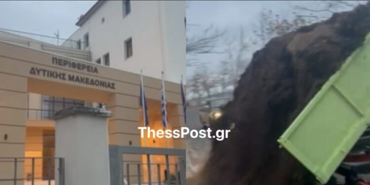 Αγρότες ρίχνουν κοπριά έξω από την Περιφέρεια Δυτικής Μακεδονίας