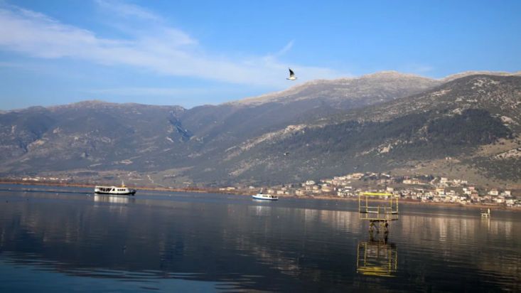 λίμνη ιωαννίνων