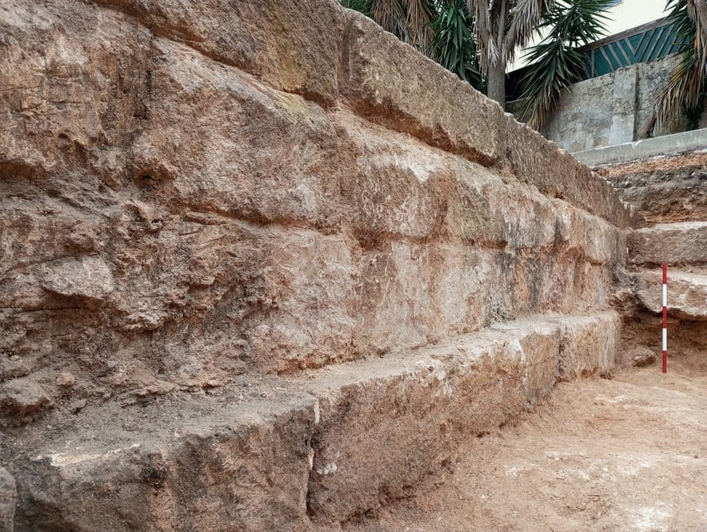 Εναέρια άποψη του ακάλυπτου τμήματος του τείχους. Φωτογραφία : Soprintendenza Archeologia Belle Arti e Paesaggio Brindisi Lecce e Taranto