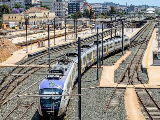 προαστιακός