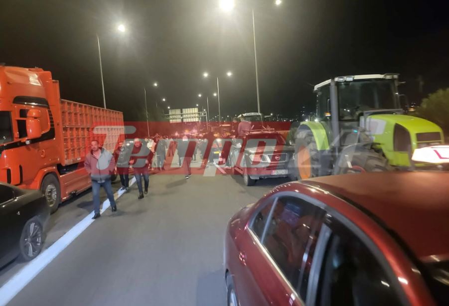 Πάτρα: Αυτοκινητοπομπή από οδηγούς ταξί για συμπαράσταση στους αγρότες – ΒΙΝΤΕΟ