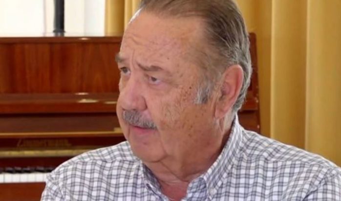 Τάσος Κωστής