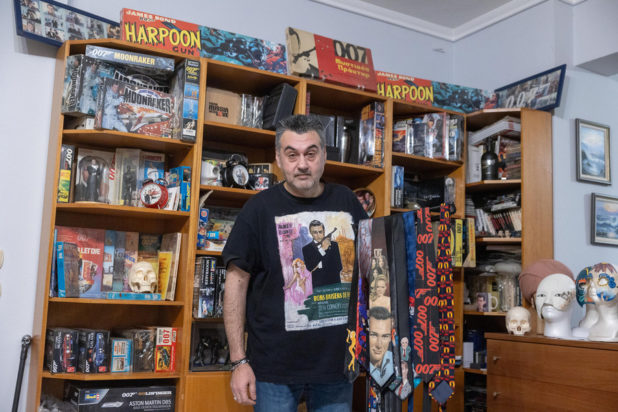 ΤΖΕΙΜΣ ΜΠΟΝΤ ΘΕΣΣΑΛΟΝΙΚΗ