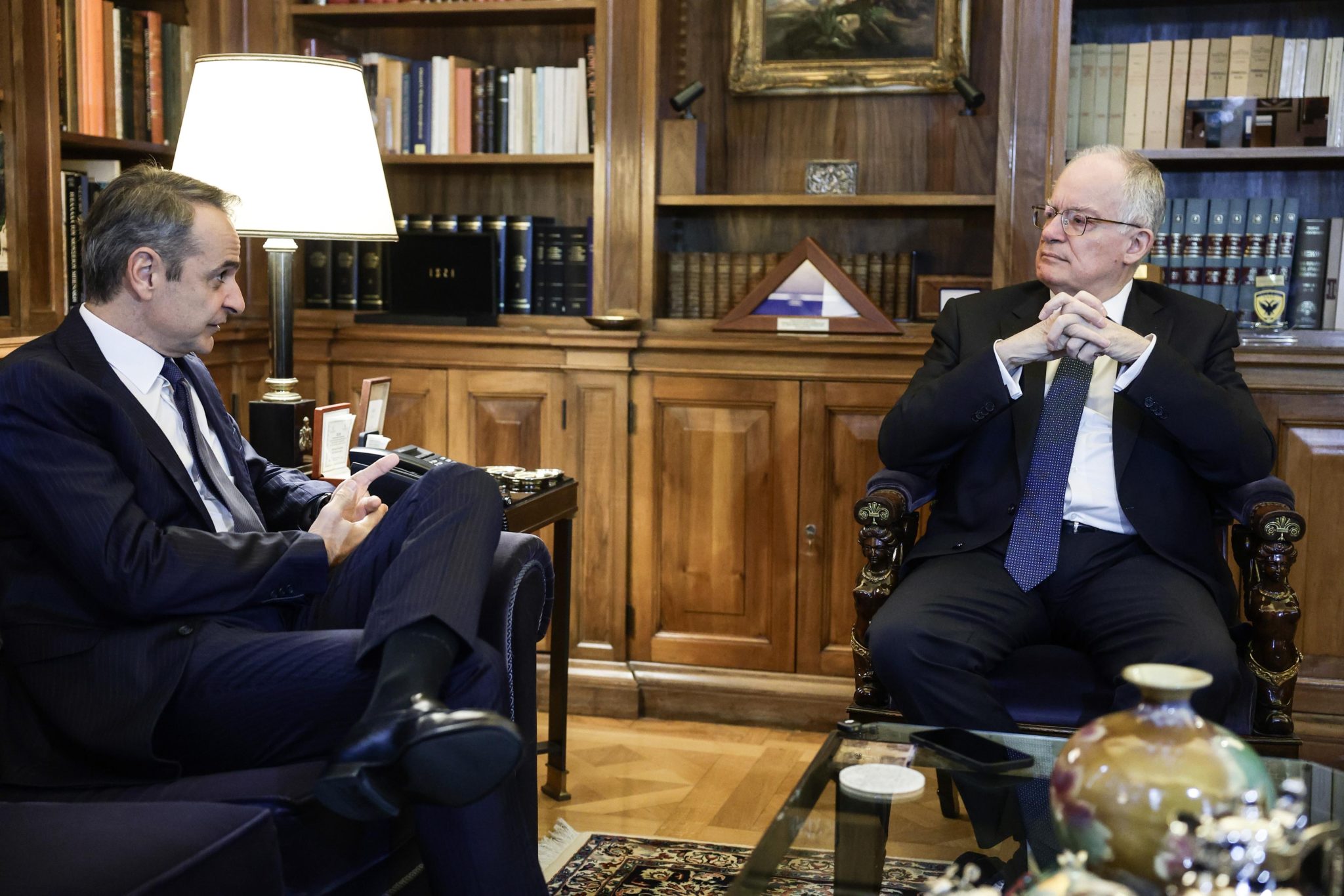 Τασούλας, Μητσοτάκης