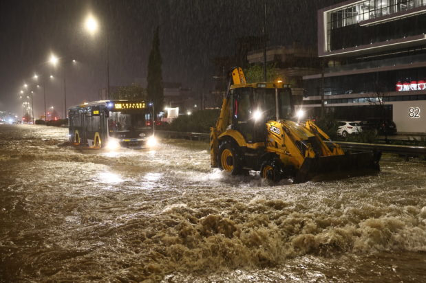 κακοκαιρία, Αττική, Βουλιαγμένη, ύψος Γλυφάδας