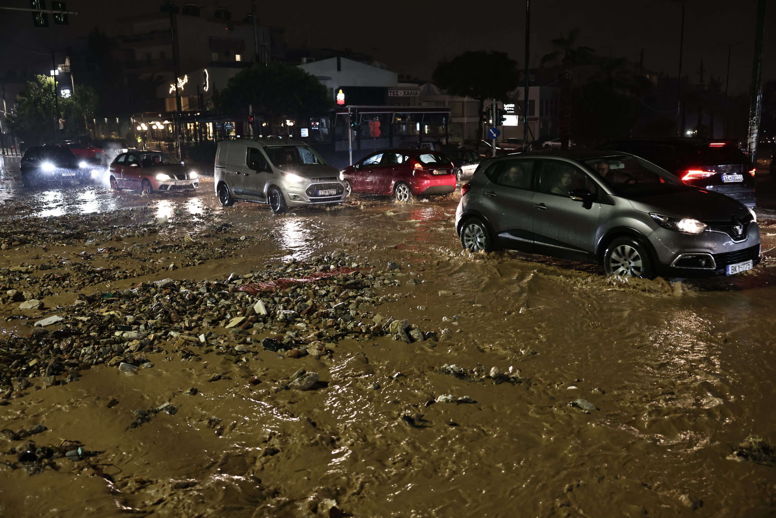 ΖΗΜΙΕΣ ΛΟΓΩ ΤΗΣ ΒΡΟΧΟΠΤΩΣΗΣ ΣΤΗΝ ΠΕΡΙΟΧΗ ΤΗΣ ΑΝΩ ΓΛΥΦΑΔΑΣ